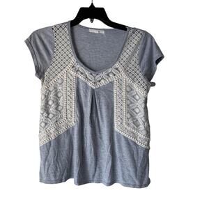 Hint of Mint Shirt Womens Large Gray Lace Crochet Overlay Boho Short Sleeve Top